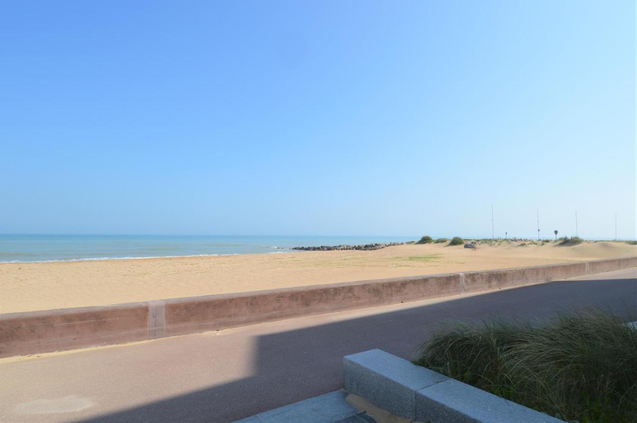Appartement Moderne Avec Terrasse A 500M De La Mer 库尔瑟勒·苏尔·梅尔 外观 照片